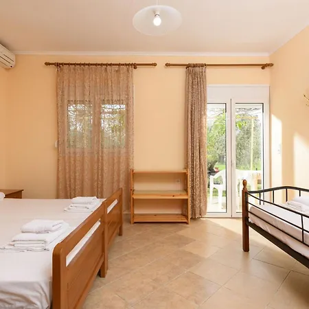 Hotel Qyra
